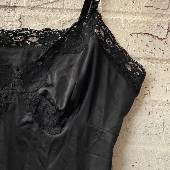 Vintage Nylon Black Lace Camisole Slip M - Picture 2 of 10